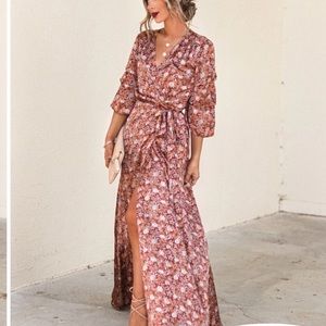 VICI Dylann Floral Maxi Dress- size small